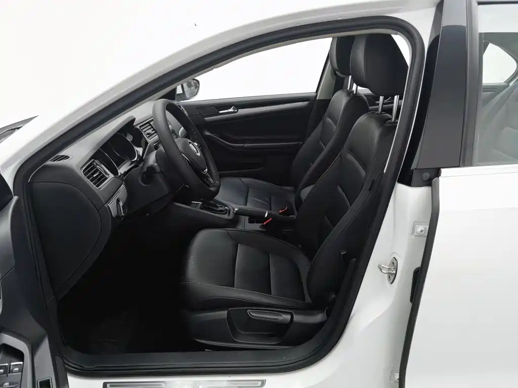 Volkswagen Sagitar — миниатюра 10