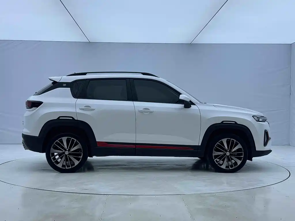 Changan CS35PLUS — миниатюра 7