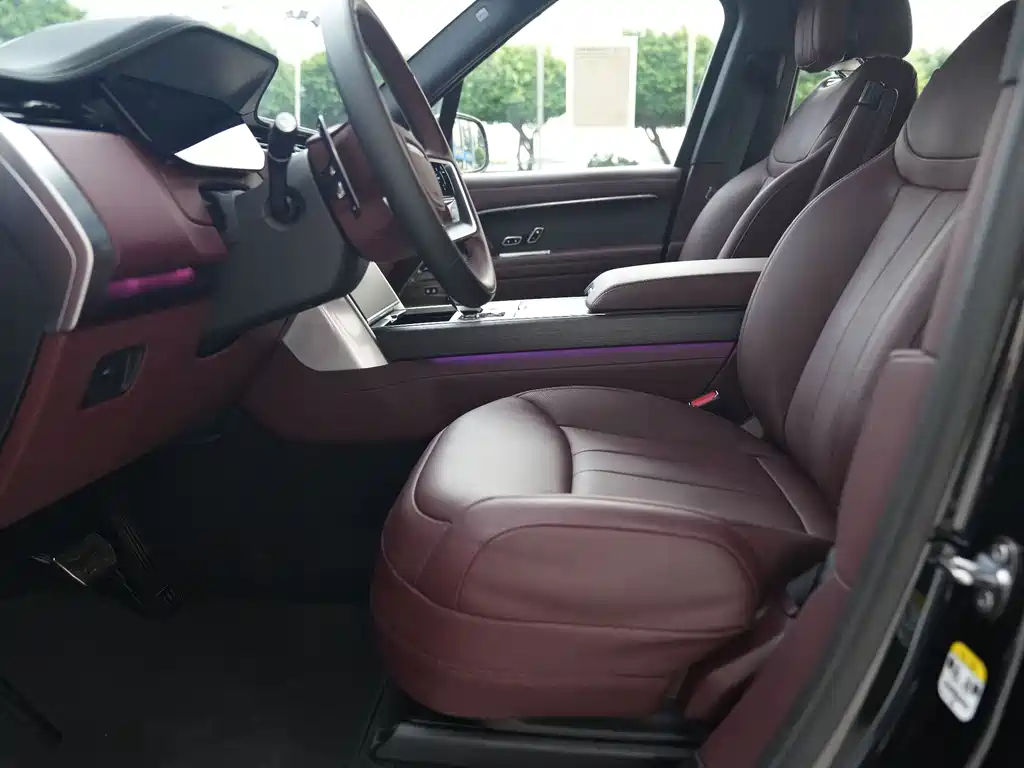 Land Rover Range Rover — миниатюра 7