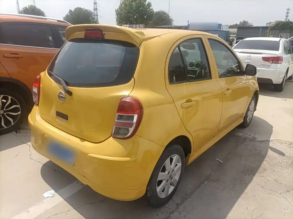 Nissan March — миниатюра 7