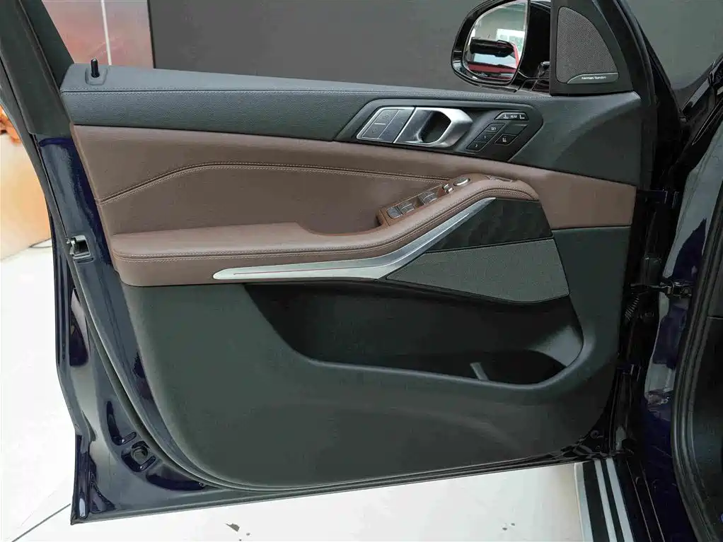 BMW X7 2022 — фото 15