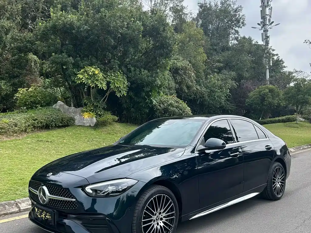Mercedes-Benz C-Class — миниатюра 3