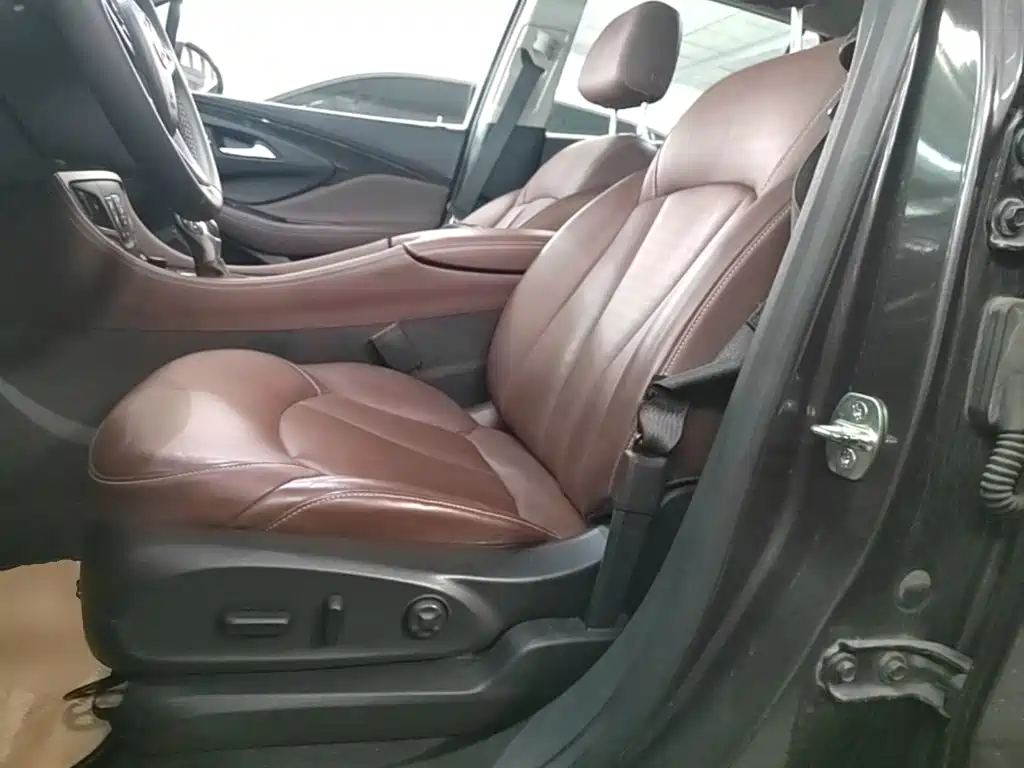 Buick Envision Plus — миниатюра 15