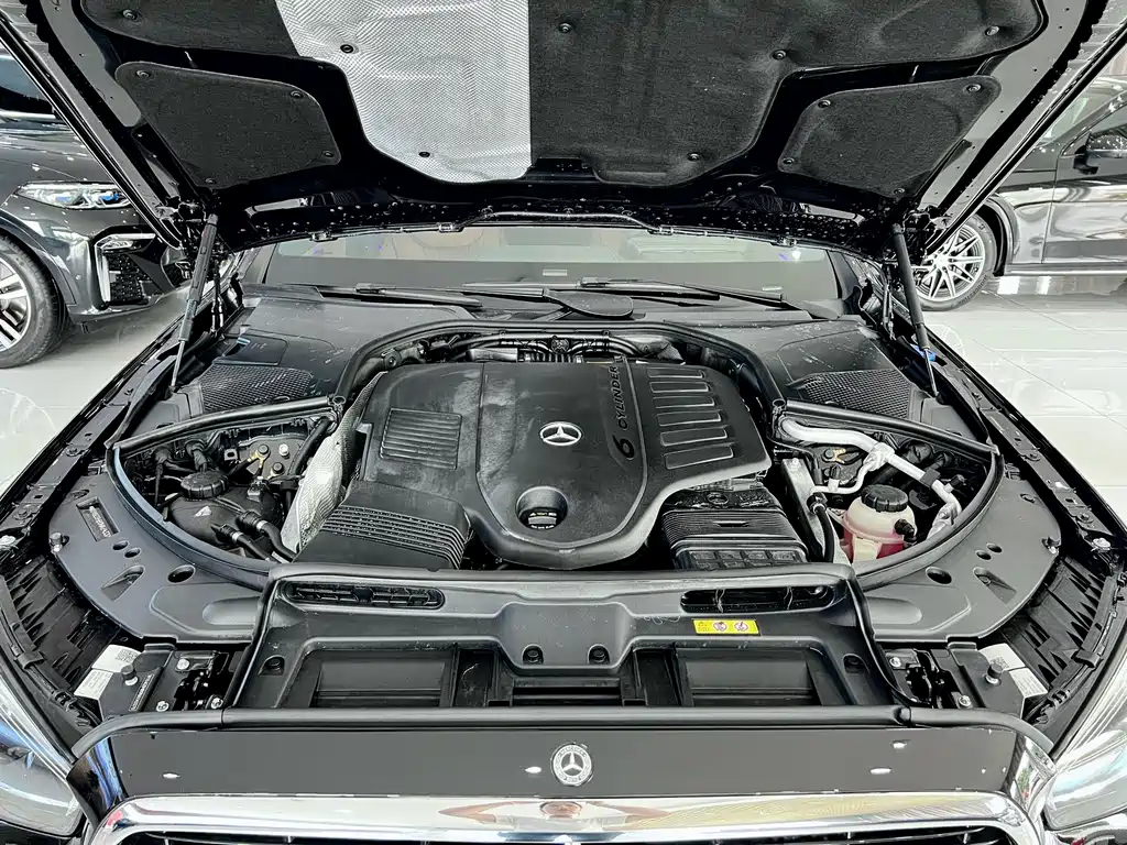 Mercedes-Benz S-Class — миниатюра 28