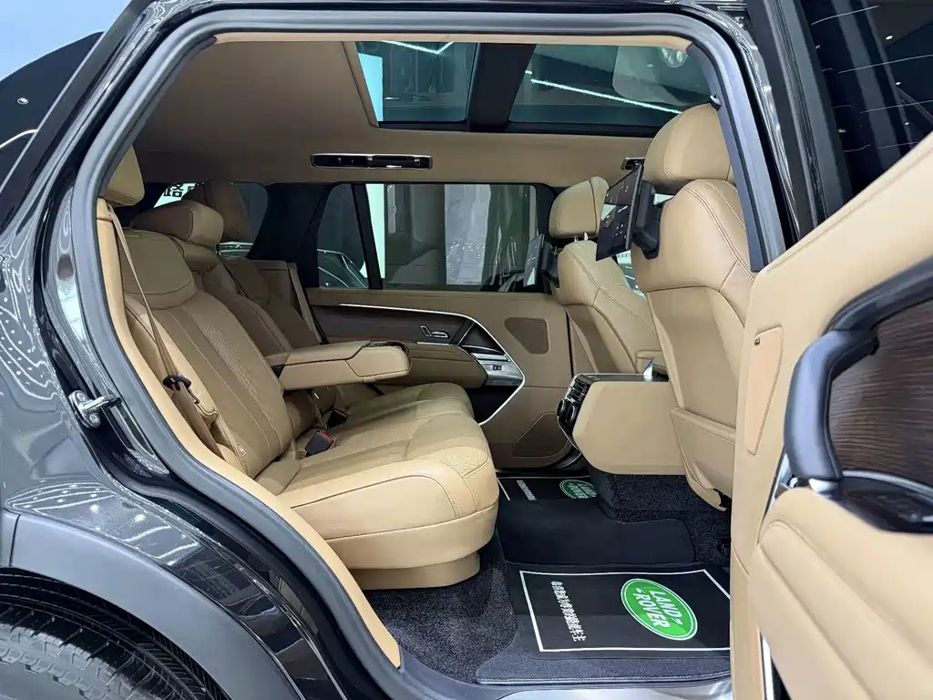Land Rover Range Rover — миниатюра 8