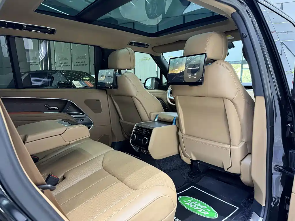 Land Rover Range Rover — миниатюра 7