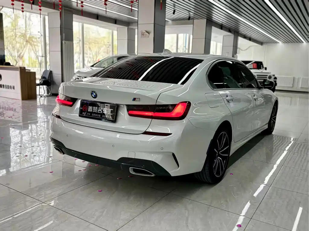 BMW 3 Series 3 2022 325i M Sport