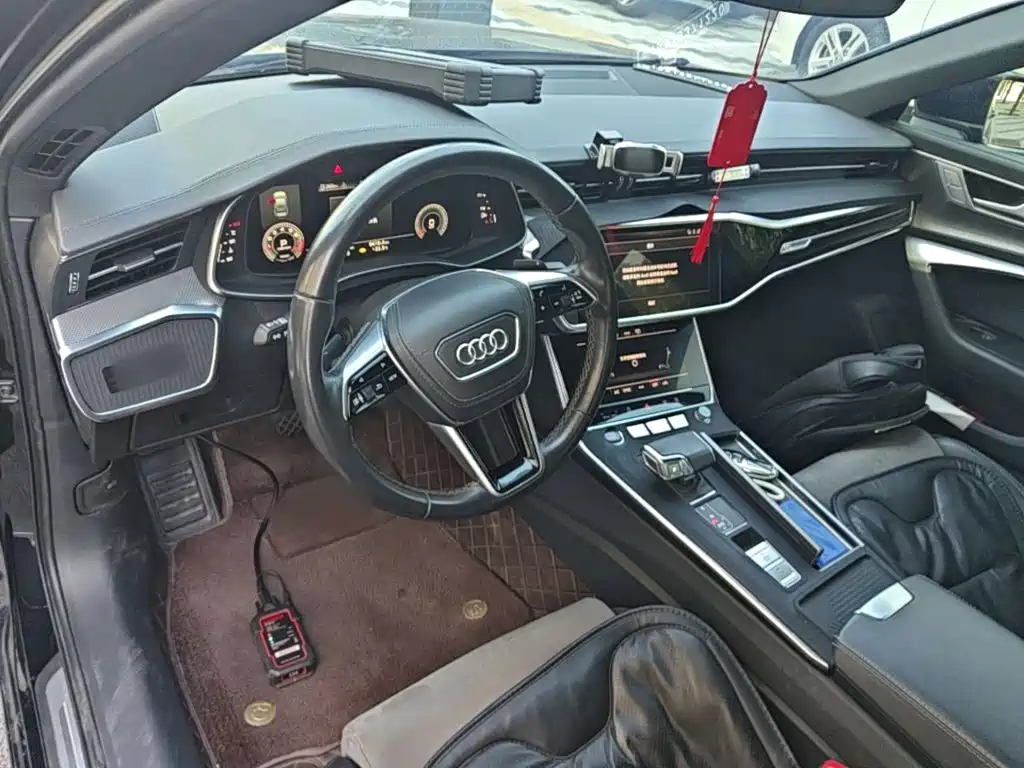 Audi A6L — миниатюра 10