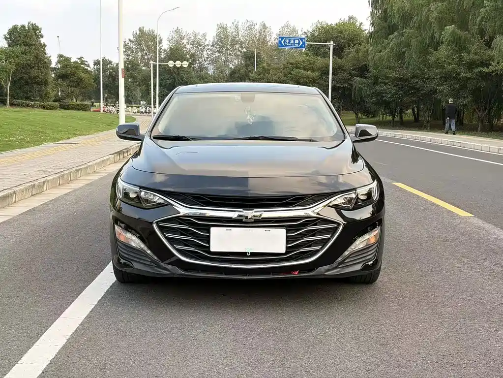 Chevrolet Malibu XL 2022 — фото 3