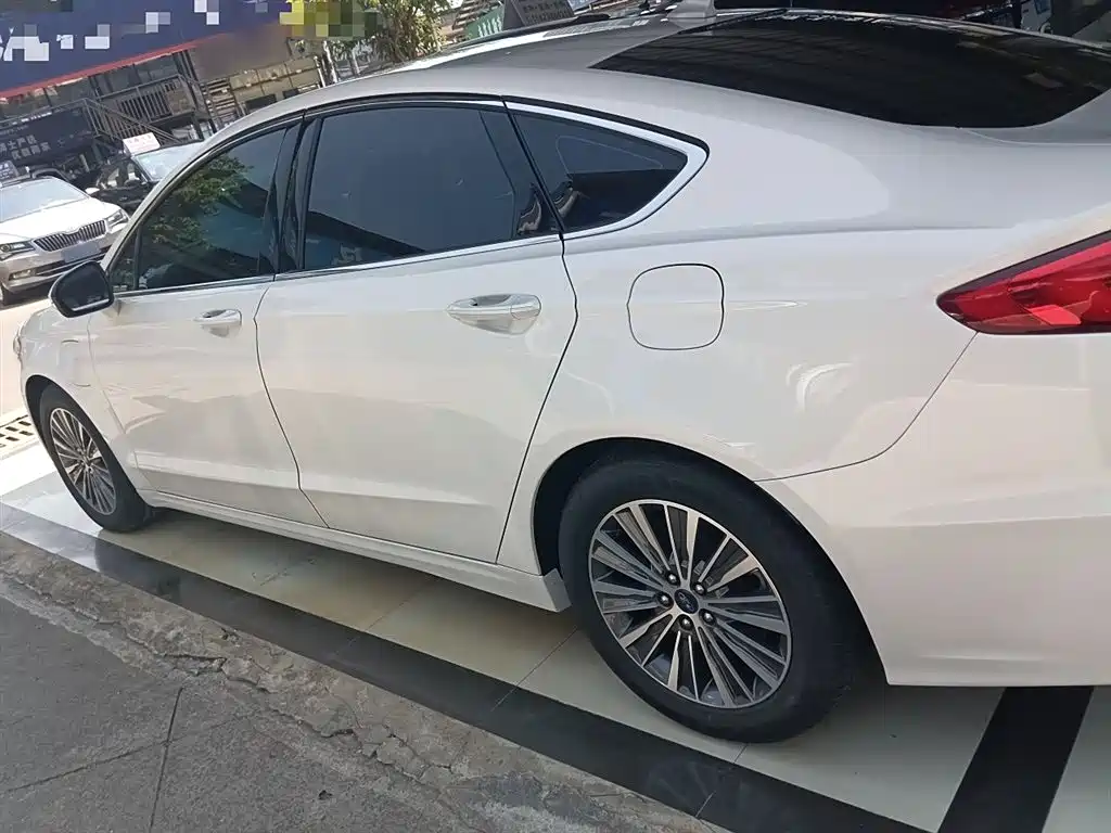 FORD MONDEO NEW ENERGY