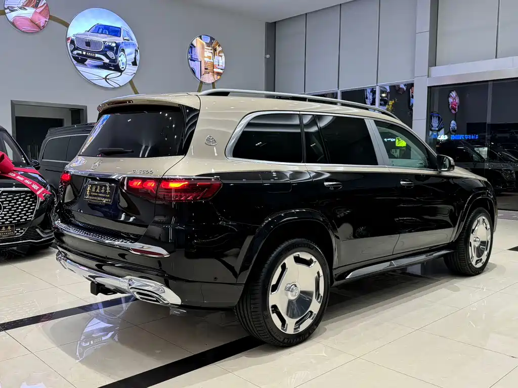 Mercedes-Benz GLS — миниатюра 21