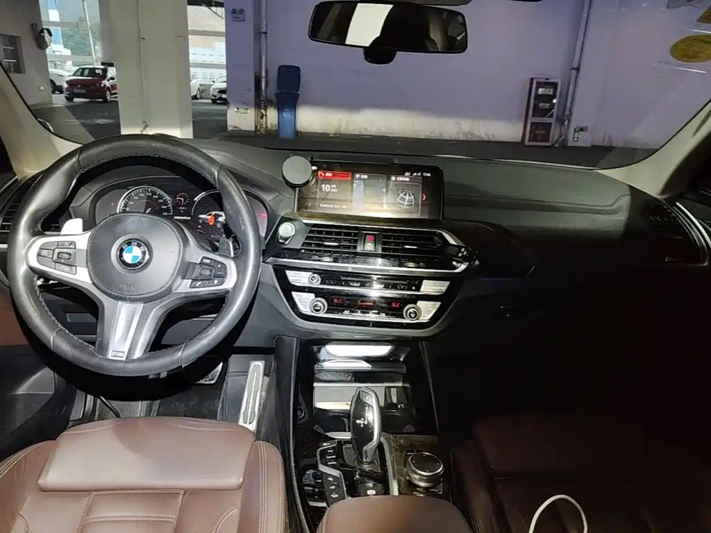 BMW X3 — миниатюра 10
