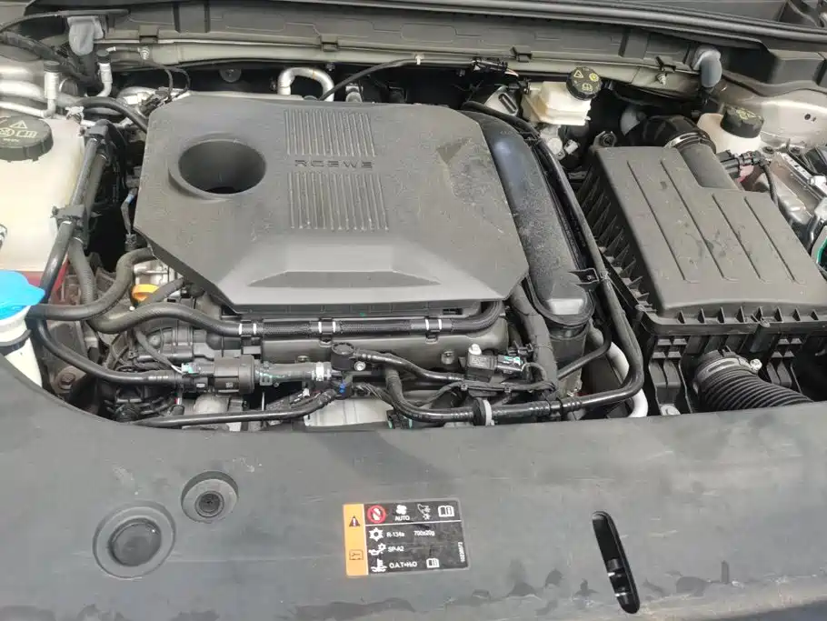 Roewe RX5 New Energy — миниатюра 10