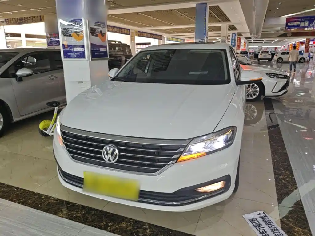 Volkswagen Lavida — миниатюра 2