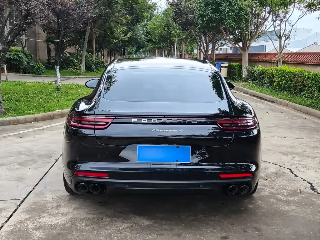 Porsche Panamera — миниатюра 5