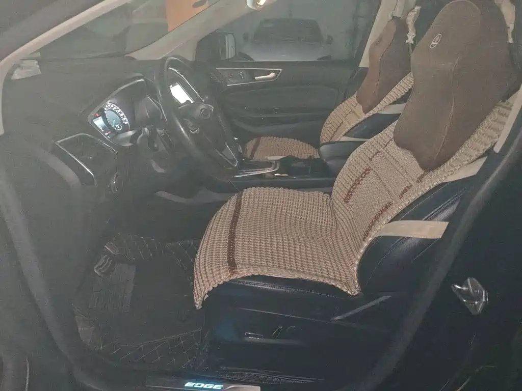 Ford Edge — миниатюра 11