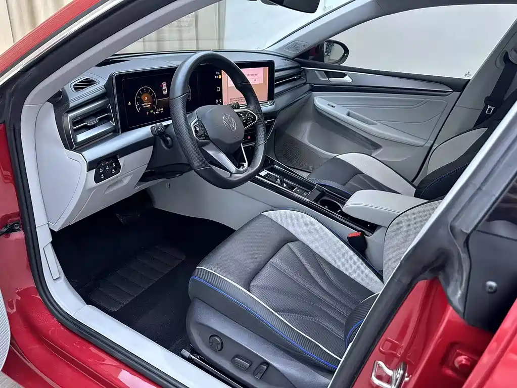 Volkswagen Lamando 2022 L 280TSI DSG Flagship