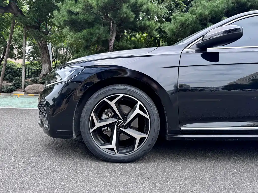 Volkswagen Passat — миниатюра 15