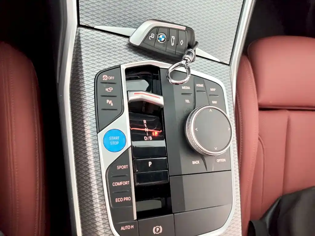 BMW i4 — миниатюра 14