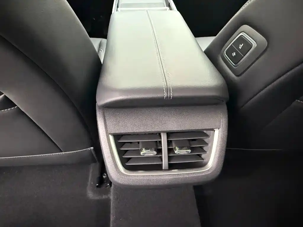 Buick LaCrosse — миниатюра 10