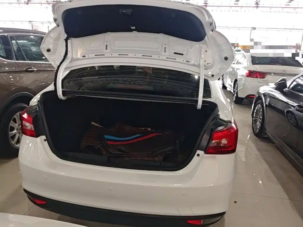 Chery Arrizo 5 — миниатюра 19