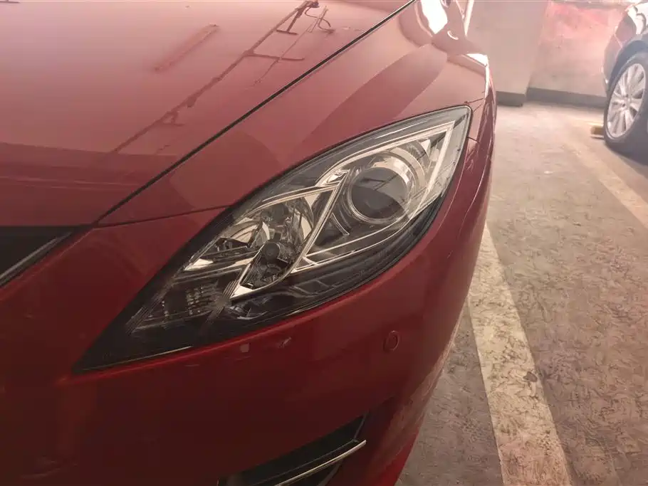 Mazda Ruiyi 2012 2.0L AT Elite