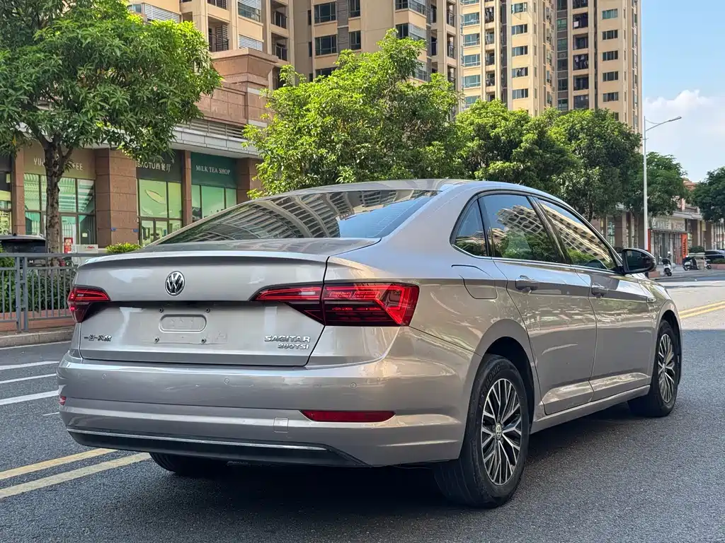 Volkswagen Sagitar — миниатюра 6