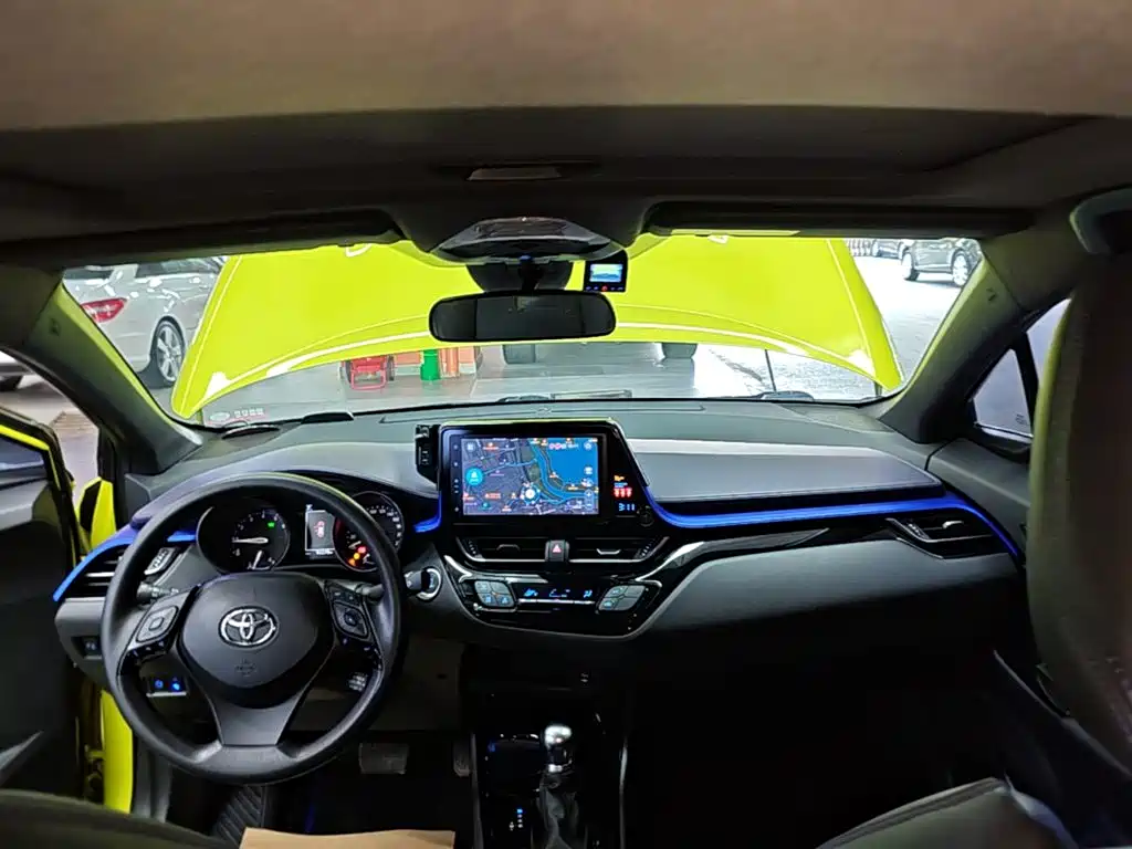 Toyota C-HR — миниатюра 18