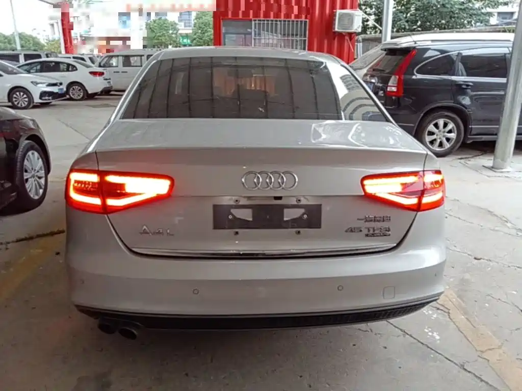 Audi A4L — миниатюра 6