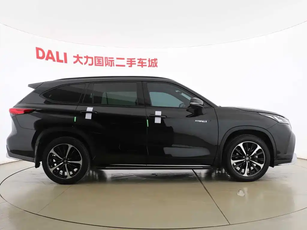 Toyota Crown Kluger 2021 2.5L HEV Luxury