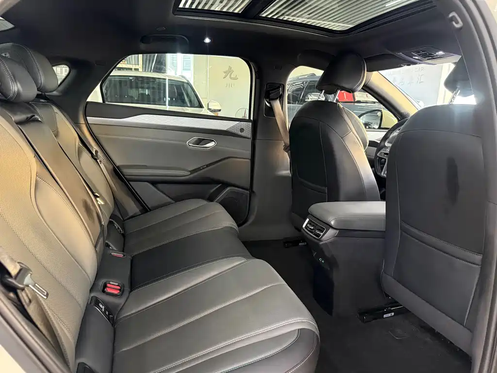 BYD Qin L — миниатюра 9