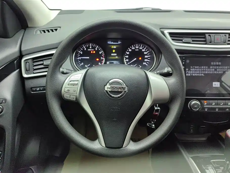 NISSAN QASHQAI