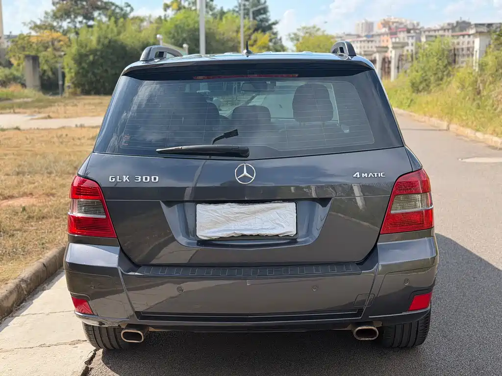 Mercedes-Benz GLK-Class (Import) — миниатюра 5