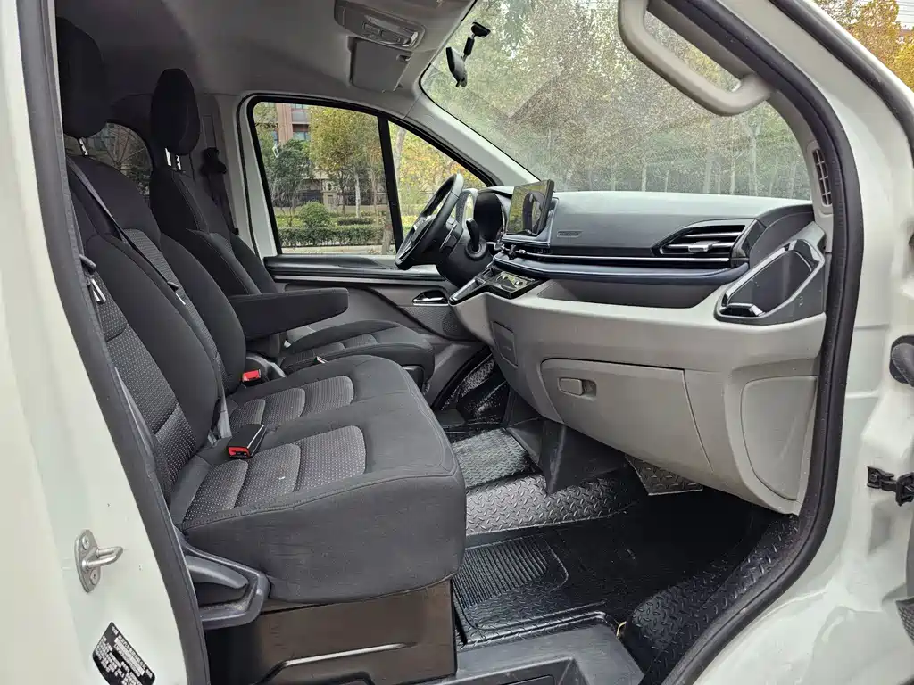 SAIC MAXUS XINTU V70