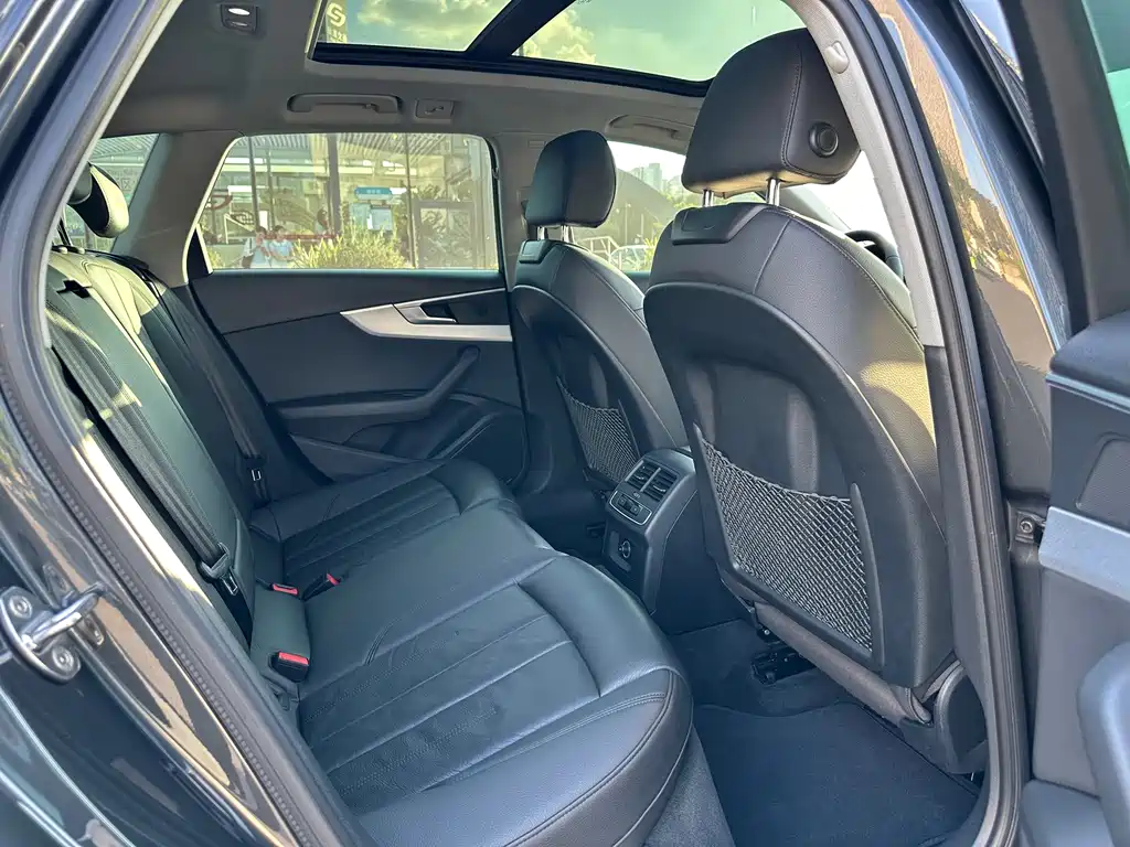 Audi A4 (Import) — миниатюра 21