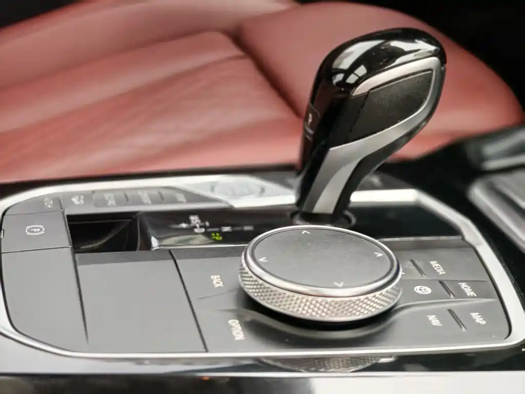 BMW X3 — миниатюра 11