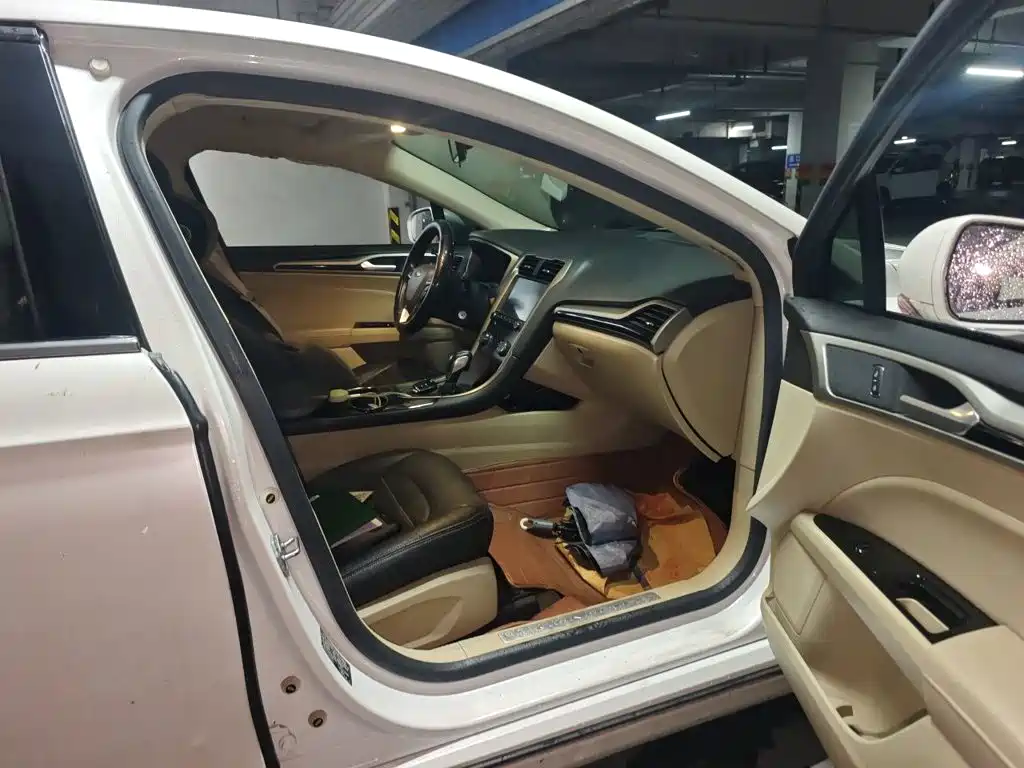 Ford Mondeo — миниатюра 19
