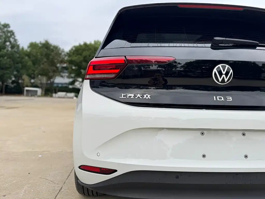 Volkswagen ID.3 — миниатюра 11