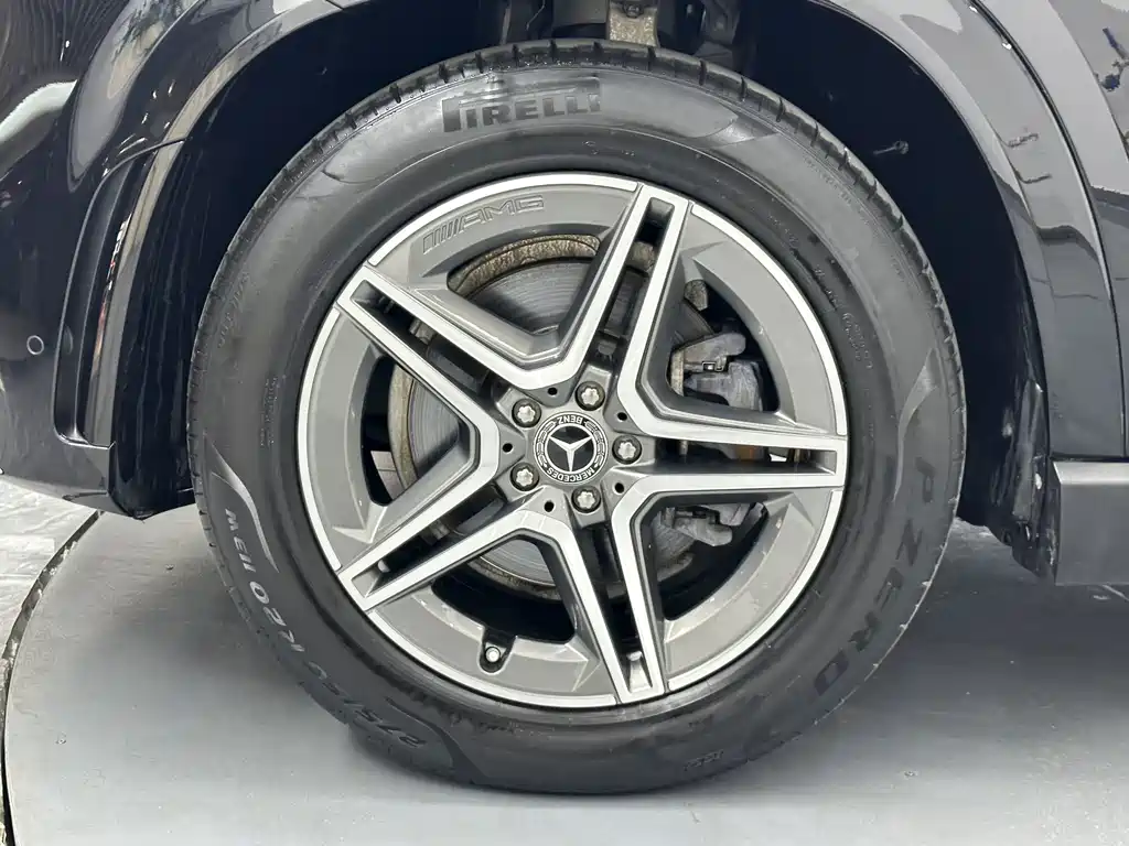 Mercedes-Benz GLE (Import) — миниатюра 24