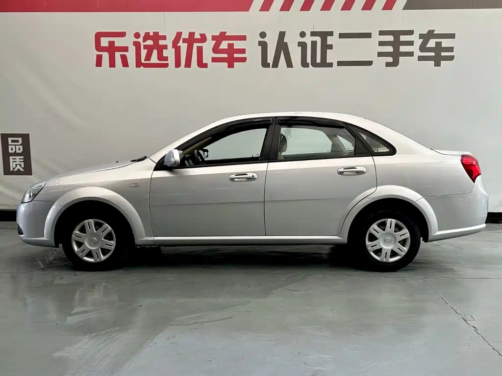 Buick Excelle — миниатюра 3