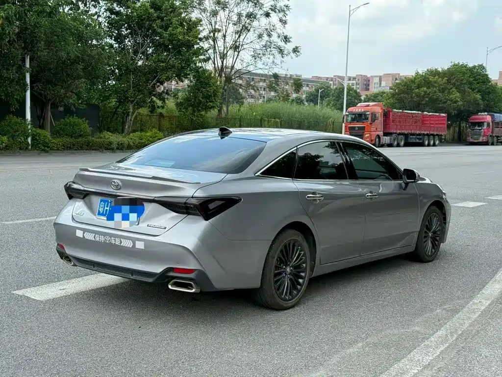 Toyota Avalon — миниатюра 4