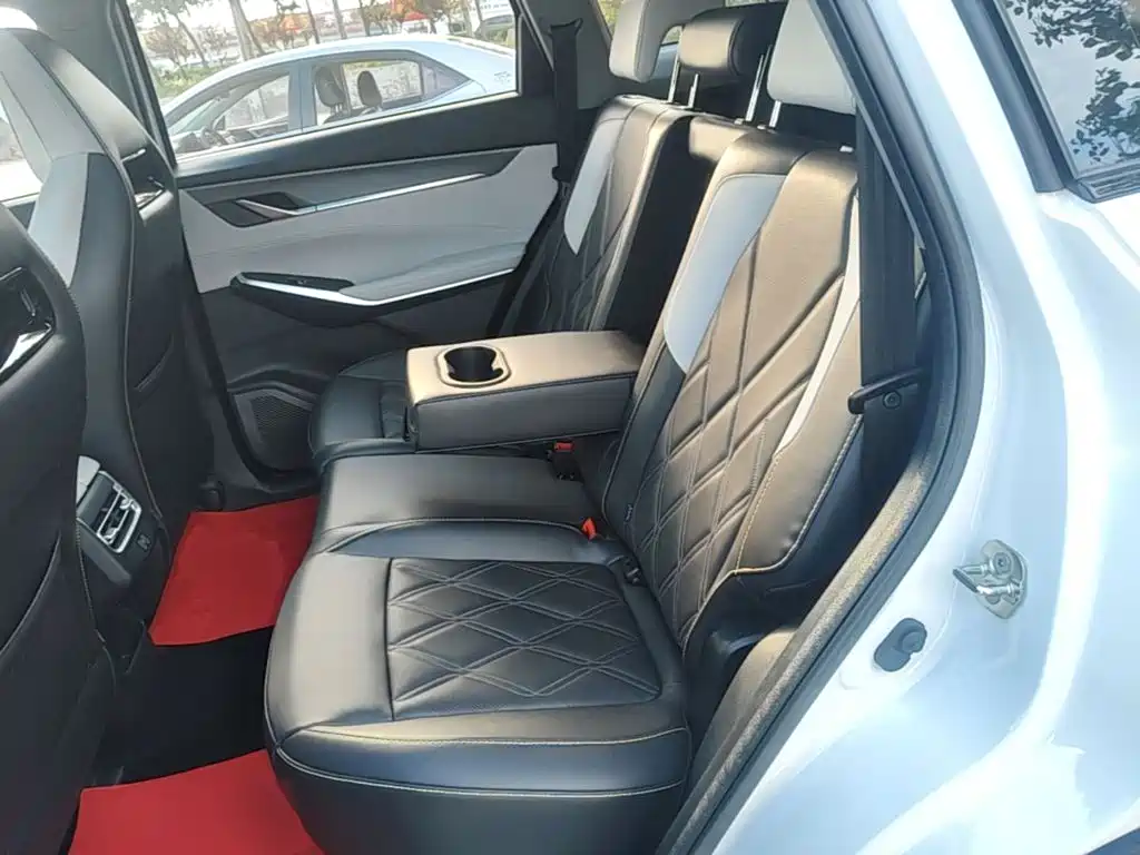 Changan CS75PLUS 2023 — фото 16