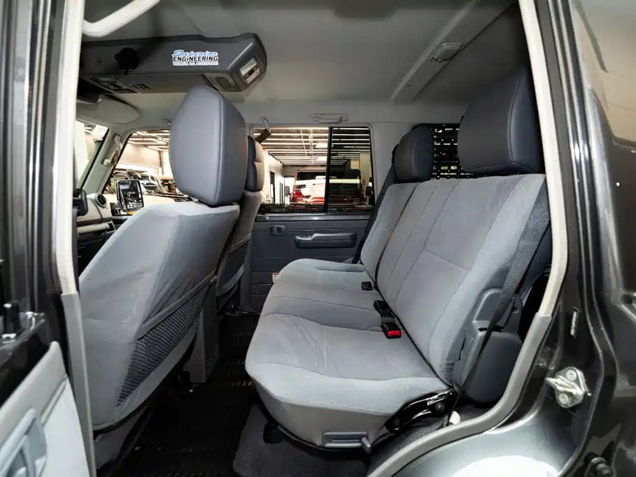 Toyota Land Cruiser — миниатюра 9