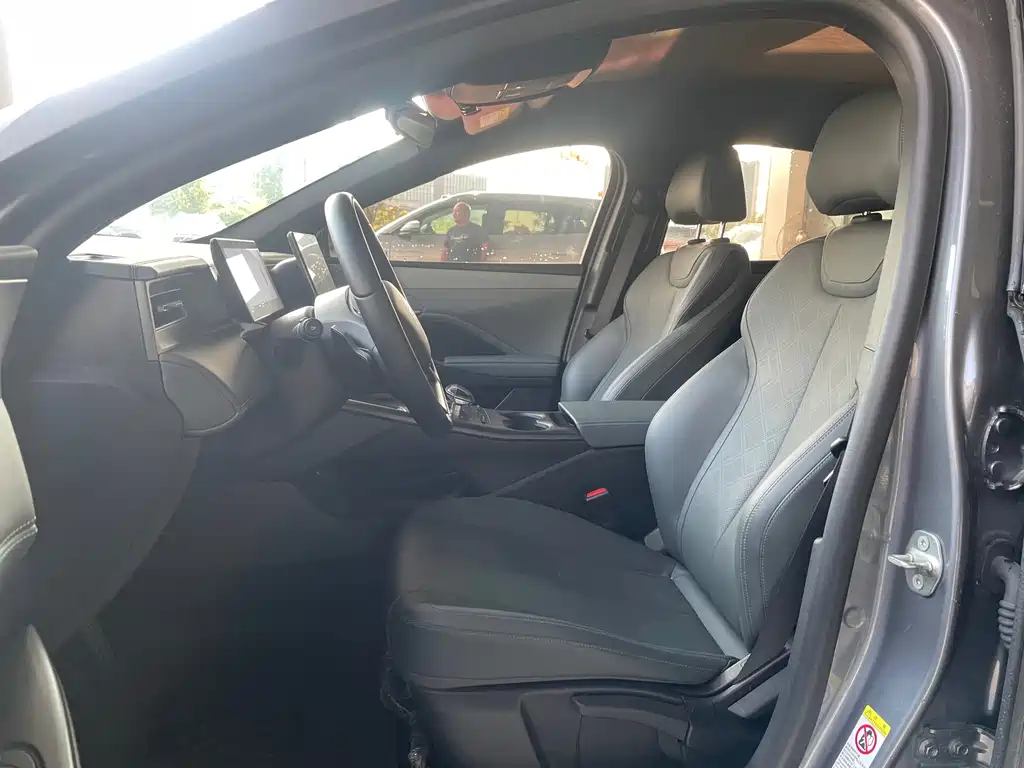 BYD Qin PLUS — миниатюра 8