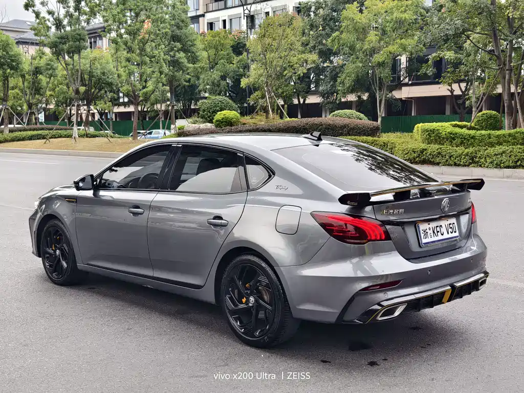 MG MG6 — миниатюра 12