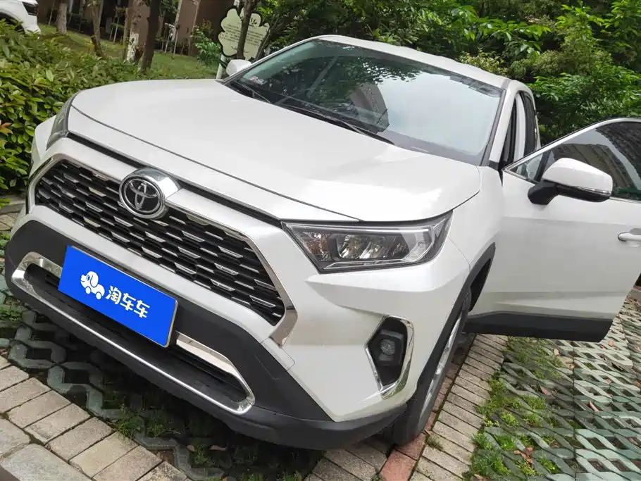 Toyota RAV4 2024