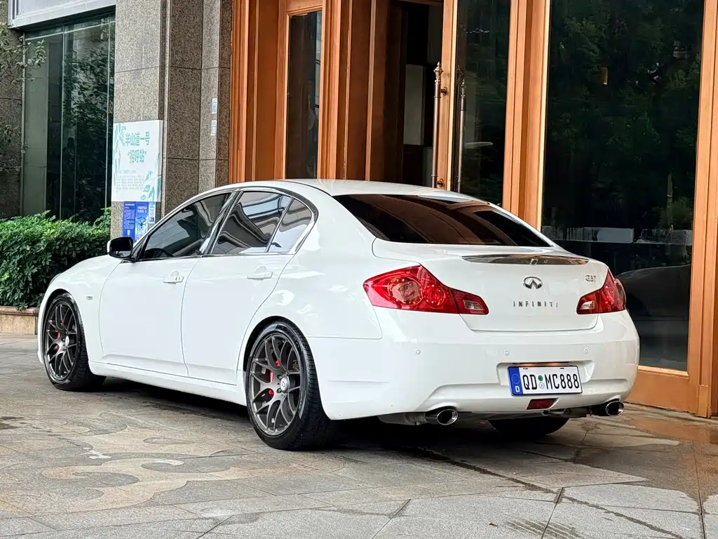 Infiniti G — миниатюра 6