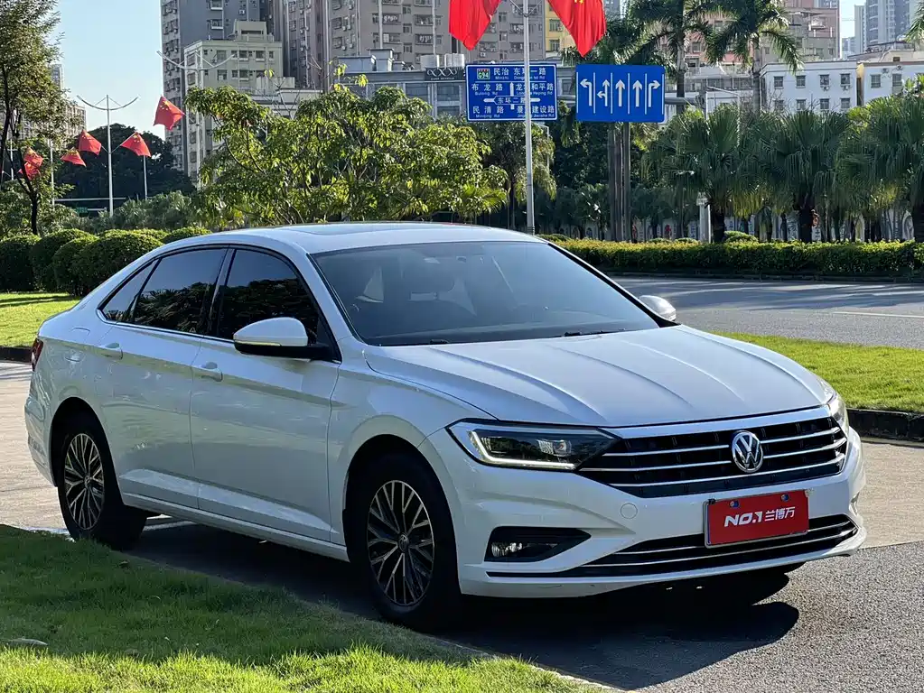 Volkswagen Sagitar — миниатюра 3