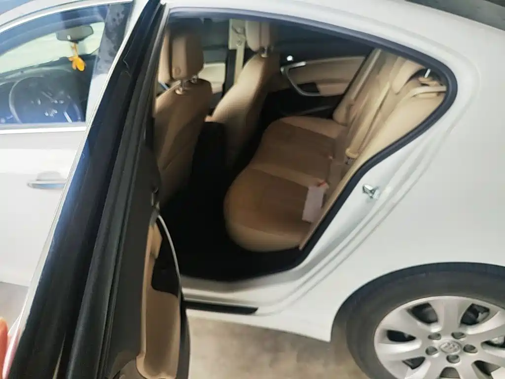 Buick Regal — миниатюра 13