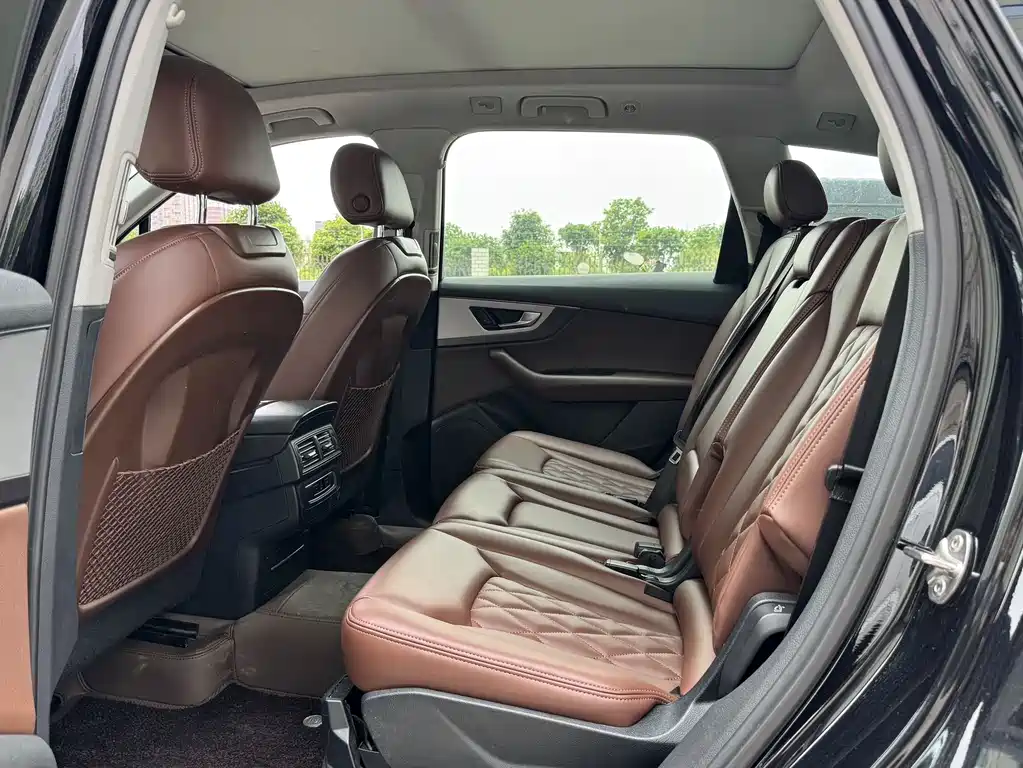 Audi Q7 2016 40 TFSI Comfort